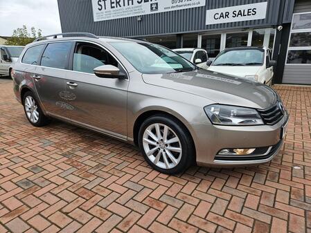 VOLKSWAGEN PASSAT 2.0 TDI BlueMotion Tech Executive Estate