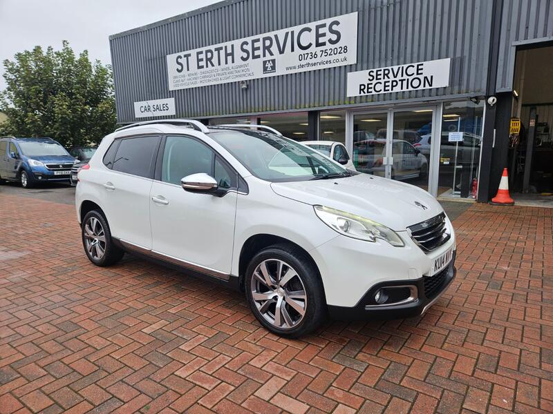 PEUGEOT 2008 1.6 e-HDi Feline 