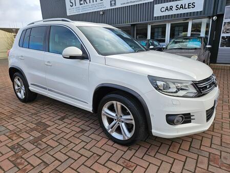 VOLKSWAGEN TIGUAN 2.0 TDI BlueMotion Tech R-Line ***68,000 MILES***