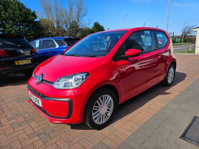 VOLKSWAGEN UP