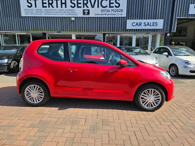 VOLKSWAGEN UP