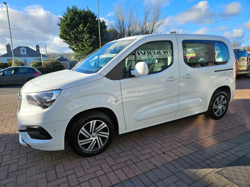 VAUXHALL COMBO LIFE