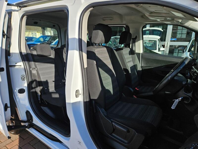 VAUXHALL COMBO LIFE