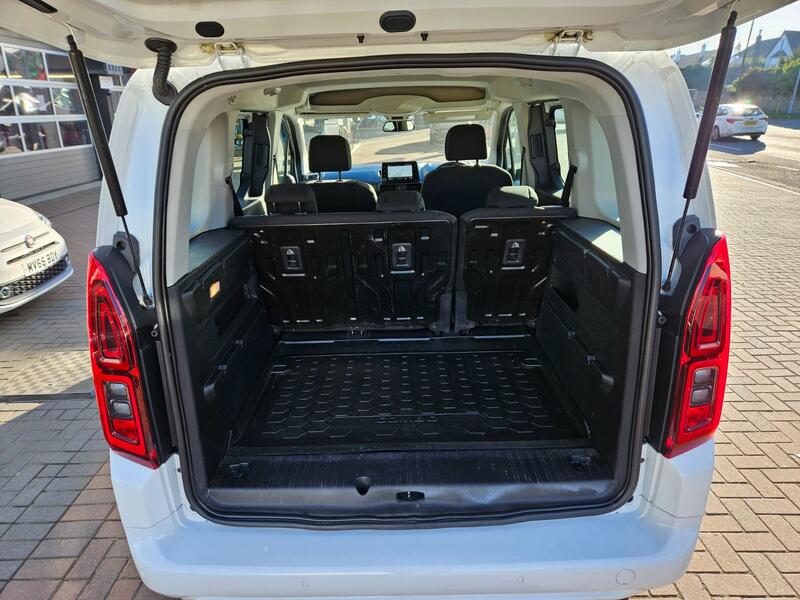 VAUXHALL COMBO LIFE