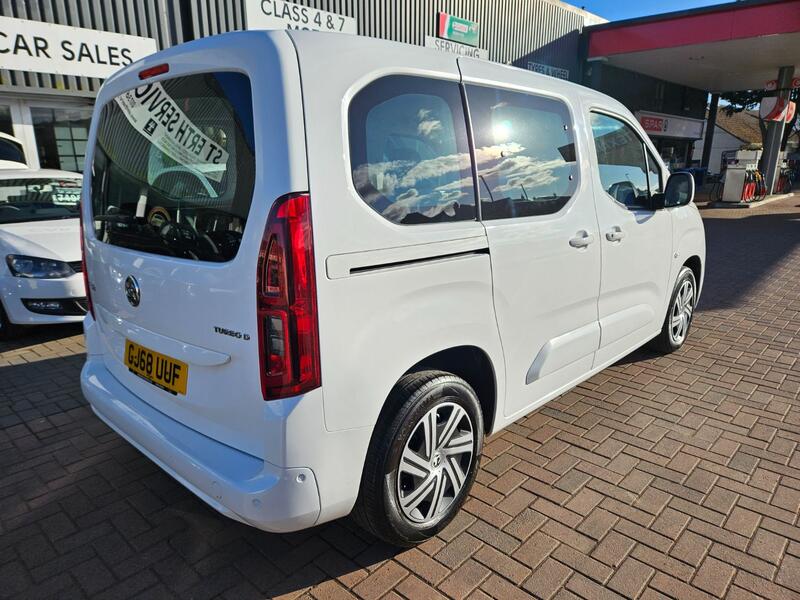 VAUXHALL COMBO LIFE
