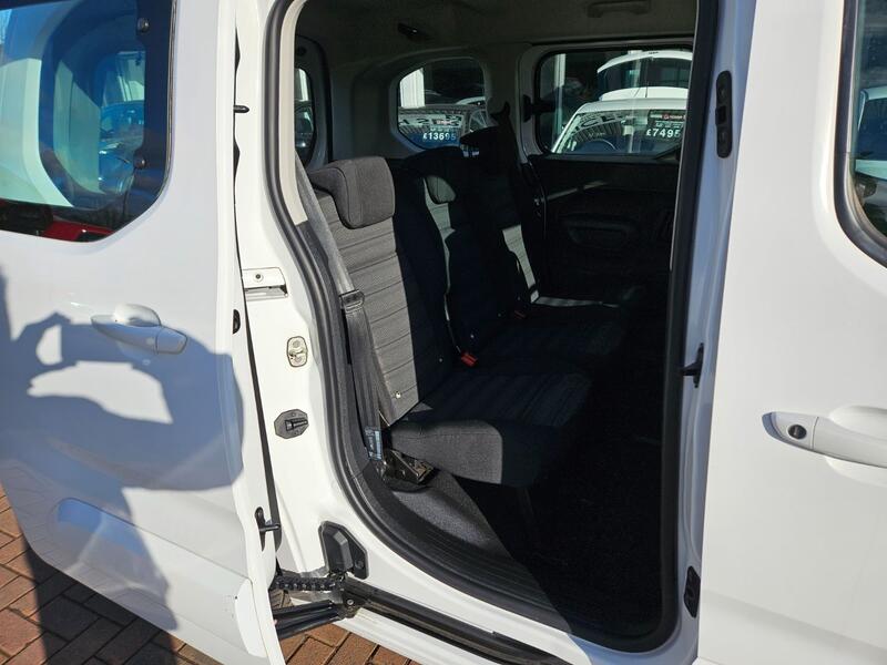 VAUXHALL COMBO LIFE