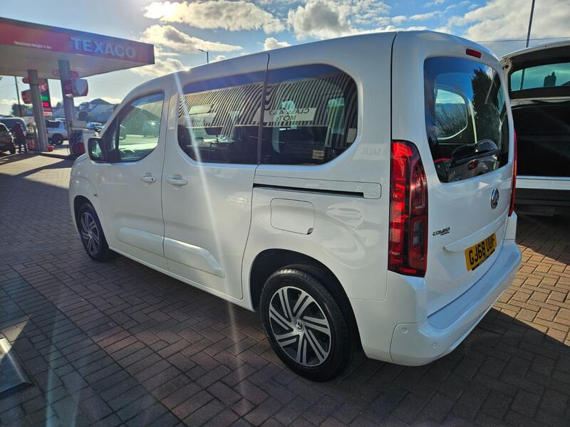 VAUXHALL COMBO LIFE