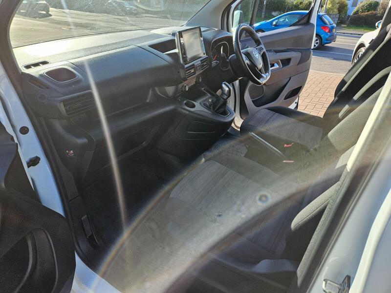VAUXHALL COMBO LIFE