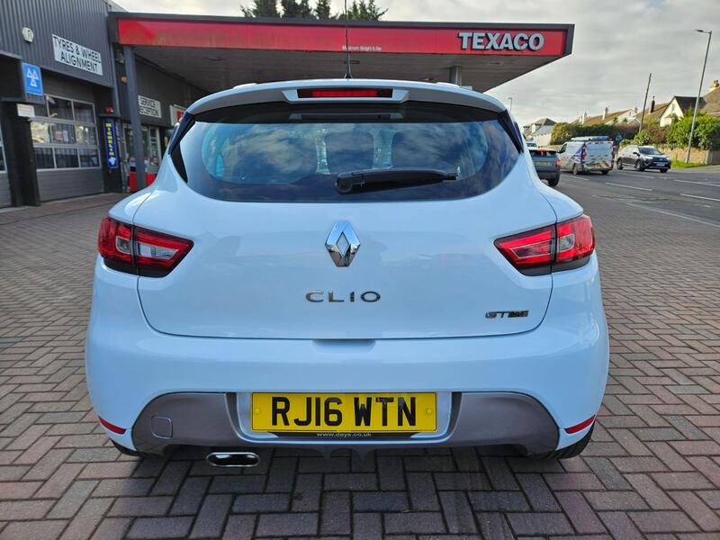 RENAULT CLIO