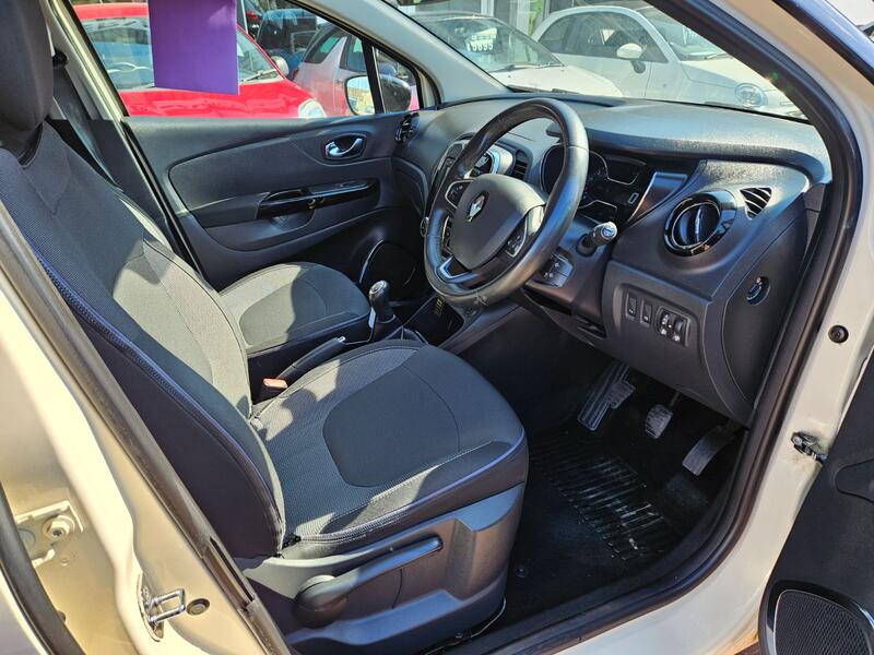RENAULT CAPTUR
