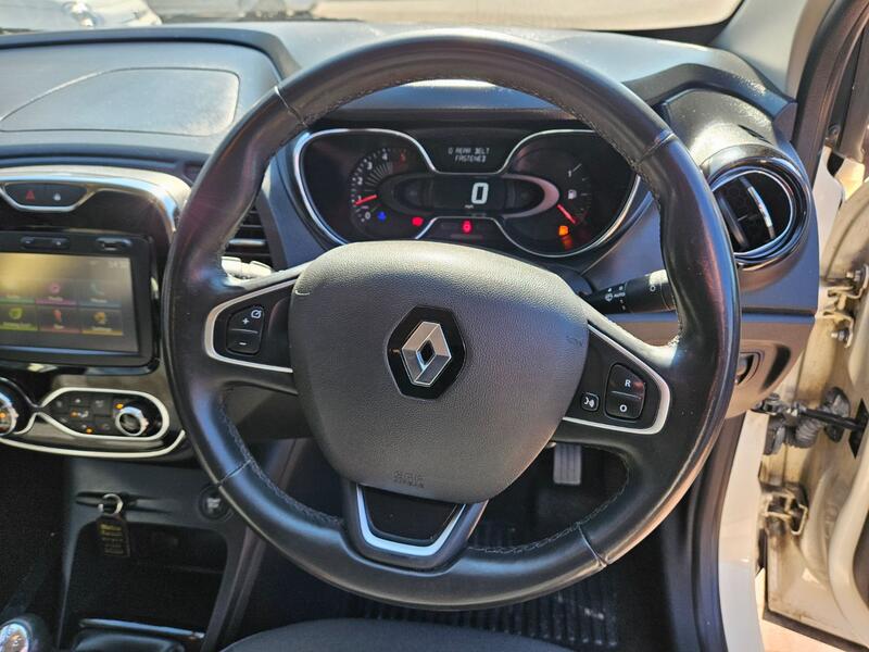 RENAULT CAPTUR