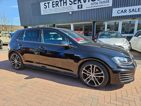 VOLKSWAGEN GOLF 2.0 TDI BlueMotion Tech GTD
