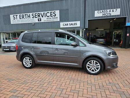 VOLKSWAGEN TOURAN 1.6 TDI SE