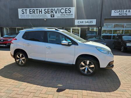 PEUGEOT 2008 1.6 e-HDi Allure