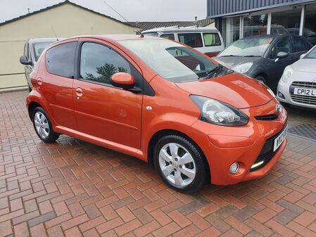 TOYOTA AYGO VVT-I FIRE AC 5 DOOR HATCHBACK *** 44,000 MILES***DEPOSIT NOW TAKEN**