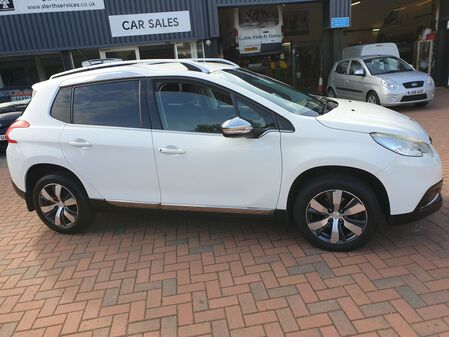 PEUGEOT 2008 1.6 E-HDI ALLURE ESTATE WHITE***DEPOSIT NOW TAKEN***