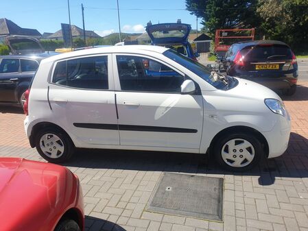 KIA PICANTO 1 5 DOOR HATCHBACK ***11,000 MILES ONLY***